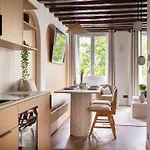 Refurbished - 2br 6p - Chatelet Paříž