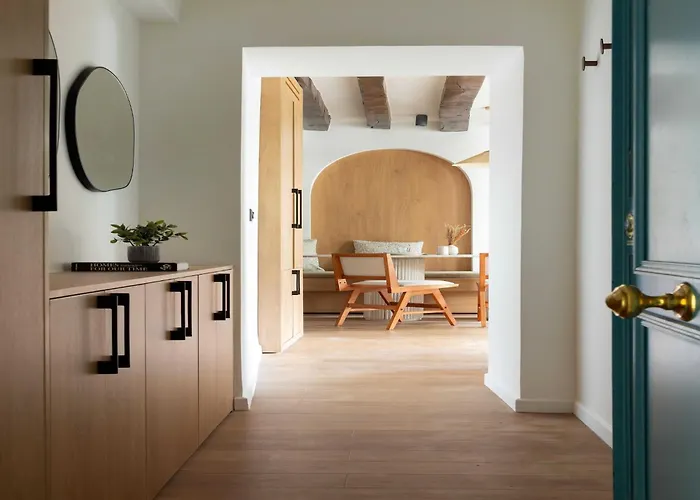Refurbished - 2br 6p - Chatelet